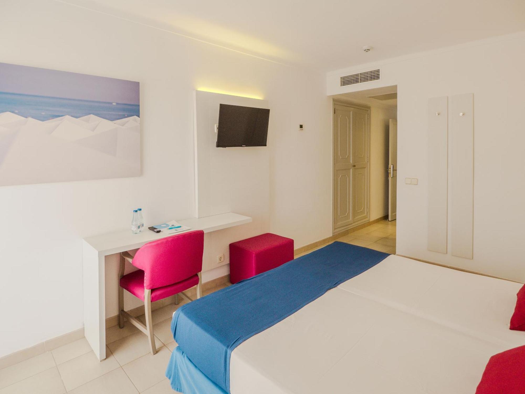 Hotel La Santa Maria Cala Millor  Exterior photo